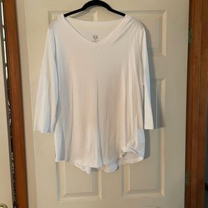 Isaac Mizrahi pima cotton 3/4 sleeve EUC tshirt